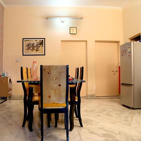 Tuk Tuk Homestay Agra  Exteriör bild