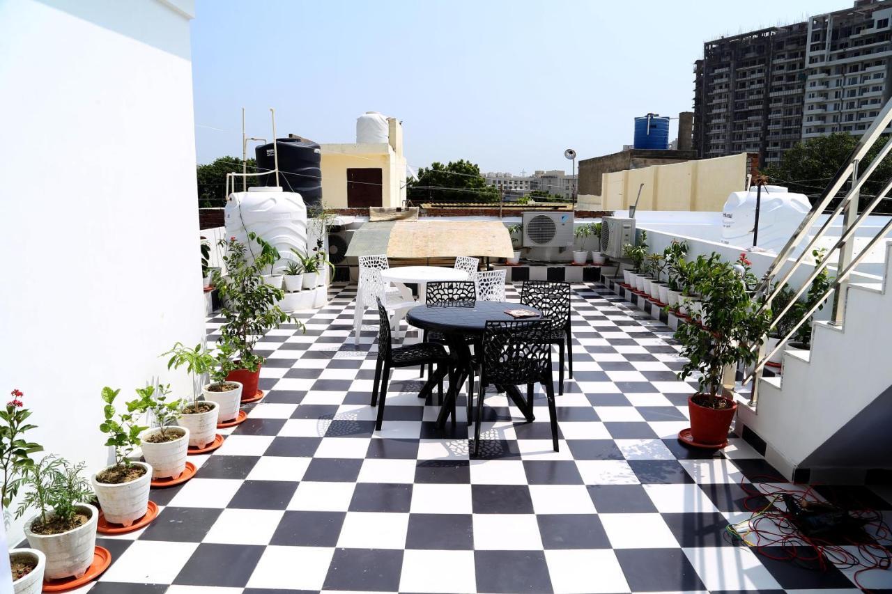 Tuk Tuk Homestay Agra  Exteriör bild