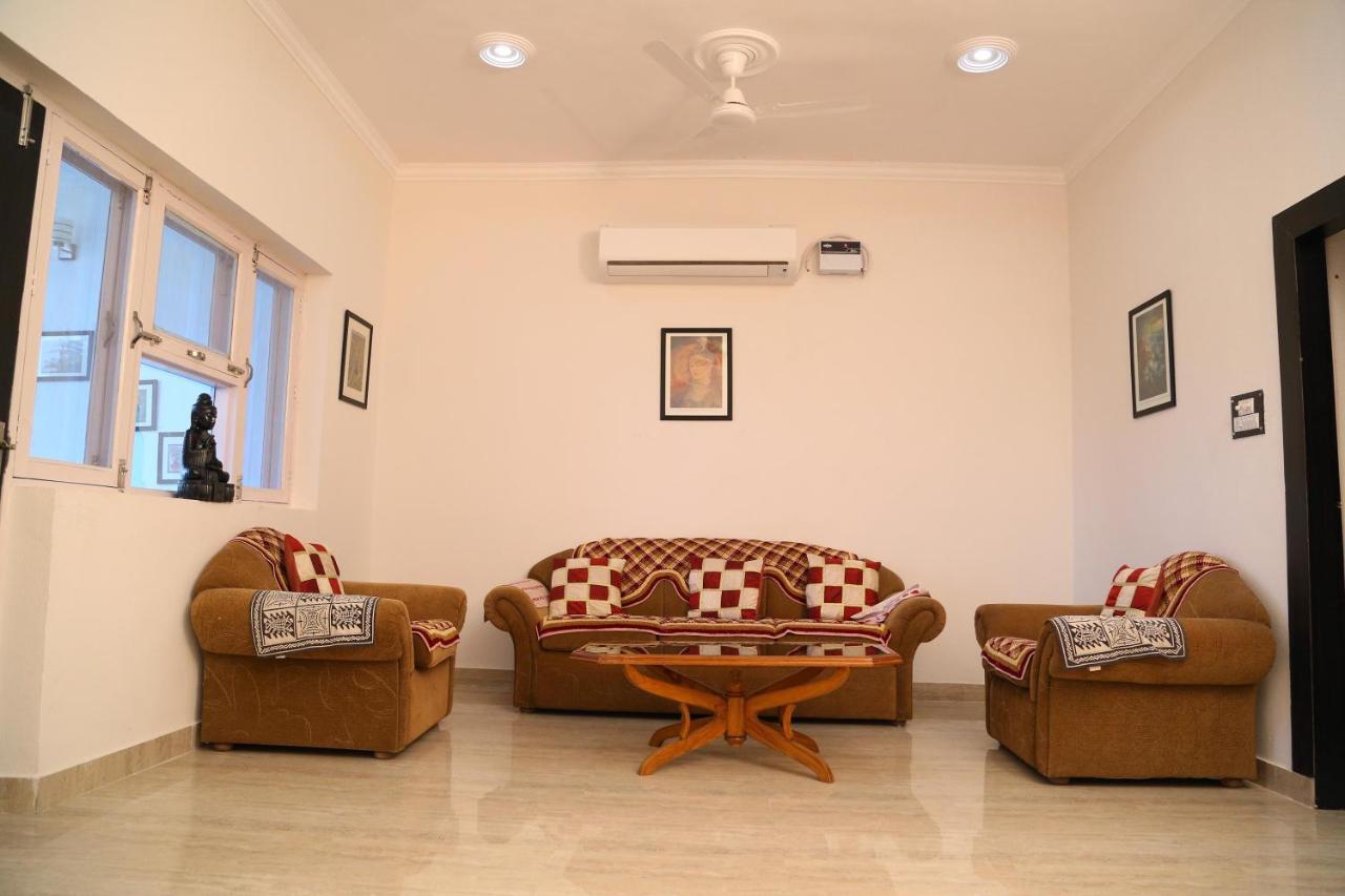 Tuk Tuk Homestay Agra  Exteriör bild